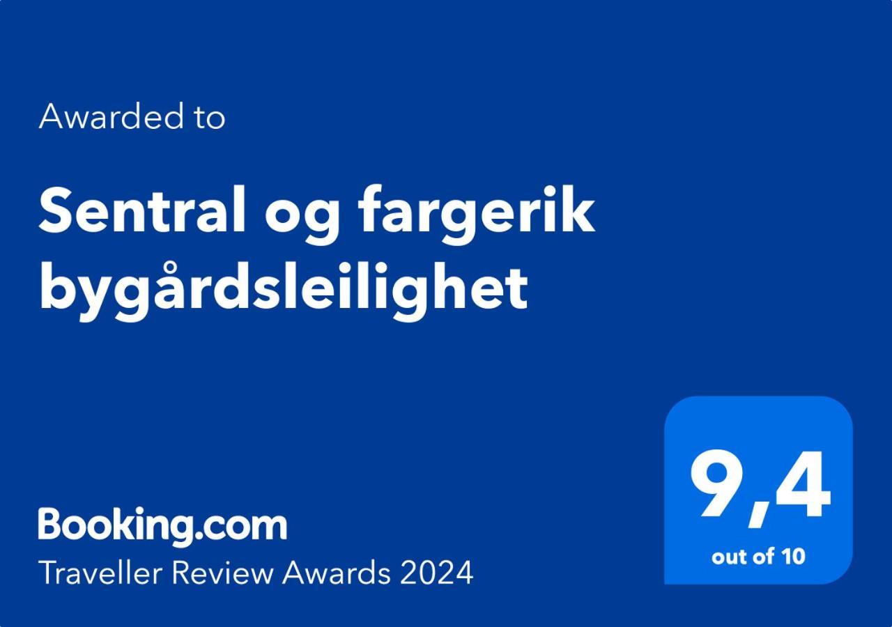 Sentral Og Fargerik Bygardsleilighet Halden Esterno foto